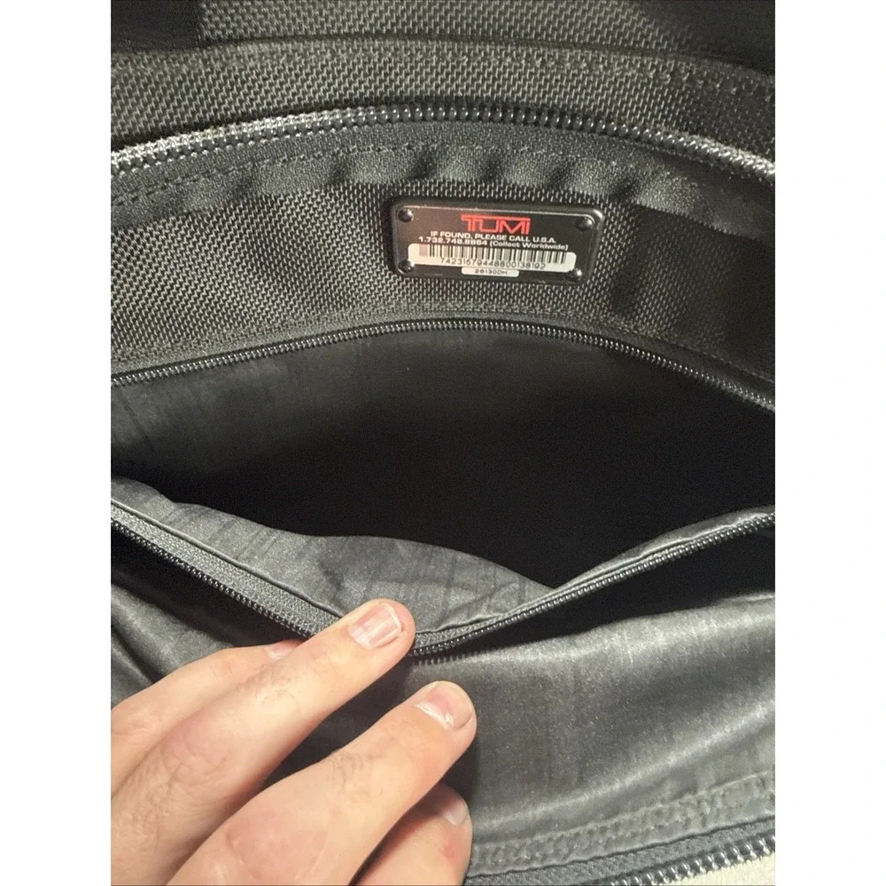 Tumi Alpha Nylon Leather Travel Laptop Briefcase 16